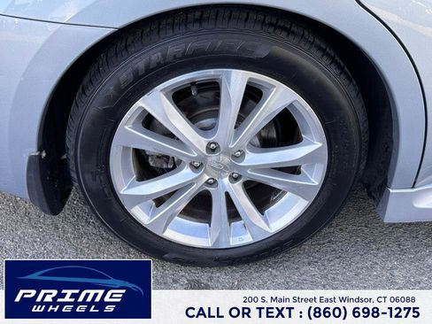 Used 2013 Subaru Legacy 3.6R Limited AWD/4WD image 22