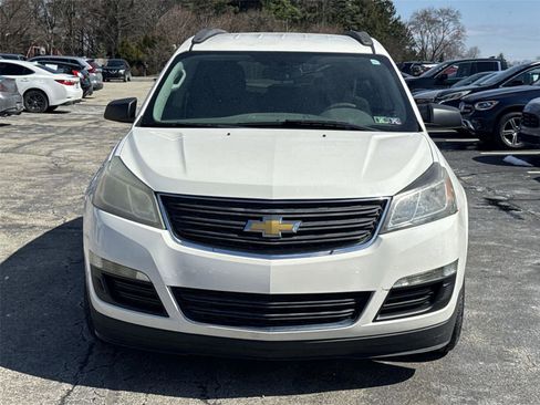 Used 2014 Chevrolet Traverse LS image 9