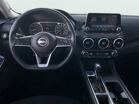 Used 2024 Nissan Sentra SR image 17