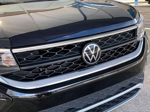 Used 2024 Volkswagen Taos S image 29