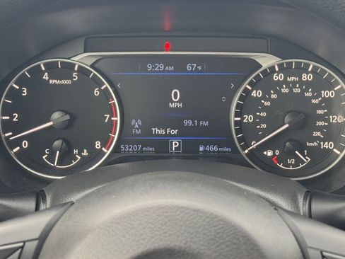 Used 2024 Nissan Altima 2.5 SV image 24