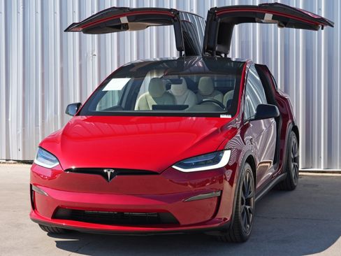 Used 2022 Tesla Model X Plaid image 50
