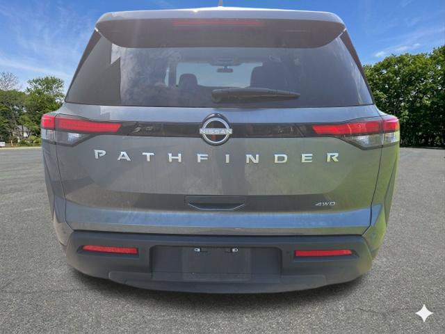 Used 2025 Nissan Pathfinder S AWD/4WD image 9
