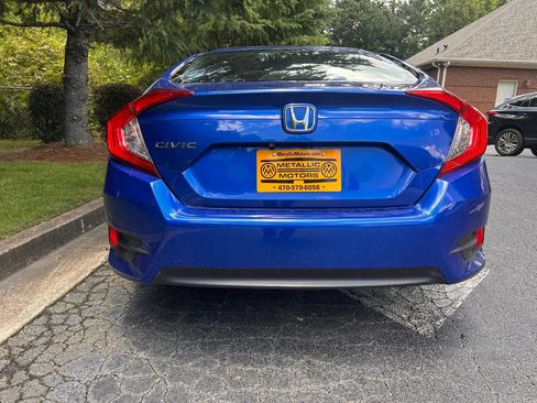 Used 2016 Honda Civic EX image 7