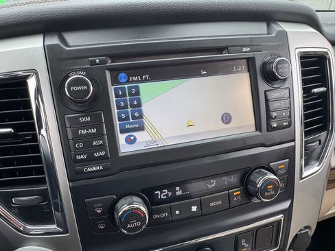 Used 2016 Nissan Titan SL image 32