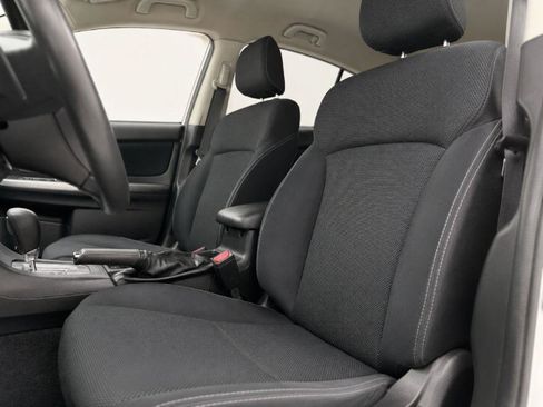 Used 2015 Subaru Crosstrek 2.0i Premium AWD/4WD image 9