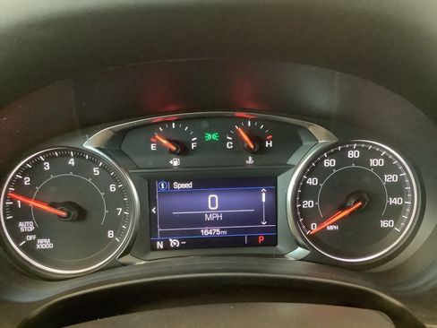 Used 2024 GMC Terrain SLE w/ Driver Convenience Package AWD/4WD image 8
