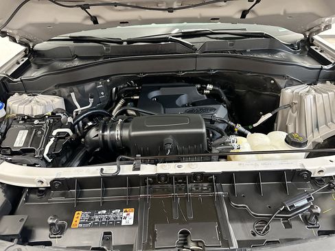 Used 2020 Ford Explorer XLT w/ Equipment Group 202A image 35