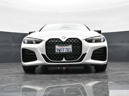 Used 2025 BMW 430i Convertible w/ M Sport Package image 28