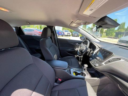 Used 2023 Chevrolet Malibu LS FWD image 3