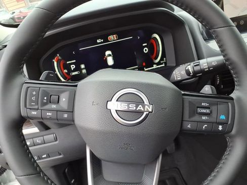 New 2026 Nissan Rogue Platinum image 10