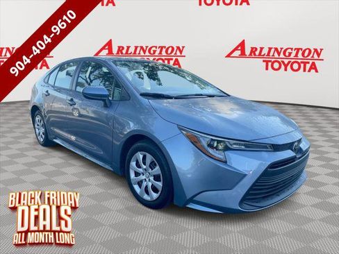 Certified 2025 Toyota Corolla LE w/ Convenience Package image 1