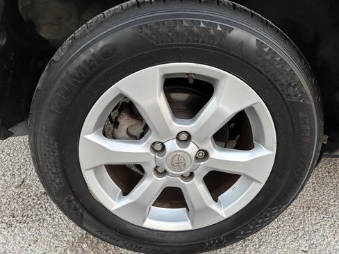 Used 2010 Toyota RAV4 Limited image 40