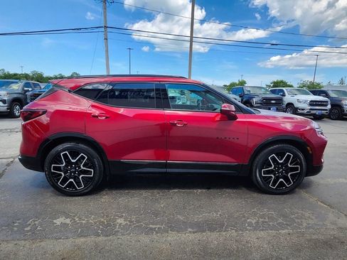 Used 2023 Chevrolet Blazer RS w/ Driver Confidence II Package AWD/4WD image 6