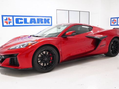 New 2027 Chevrolet Corvette Grand Sport w/ Z52 Sport Performance Package RWD image 32
