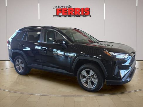 Used 2025 Toyota RAV4 XLE image 3