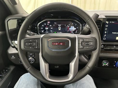 Certified 2024 GMC Sierra 1500 Elevation image 30