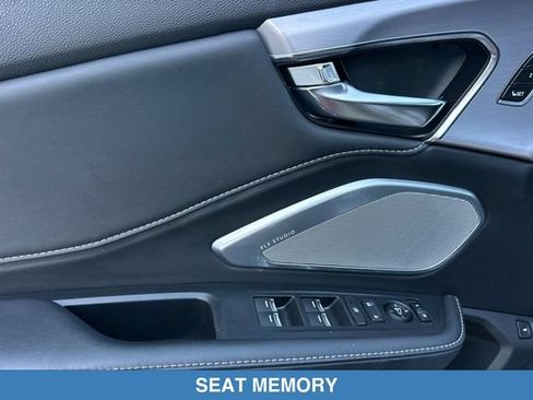 Used 2023 Acura RDX FWD w/ Technology Package image 12