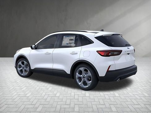 New 2026 Ford Escape ST-Line w/ Cold Weather Package image 5