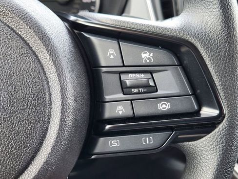 Certified 2025 Subaru Crosstrek 2.0i Premium image 30