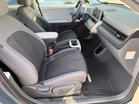 Used 2024 Hyundai Ioniq 5 SEL RWD image 16
