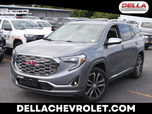 Used 2020 GMC Terrain Denali w/ Denali Premium Package AWD/4WD image 1