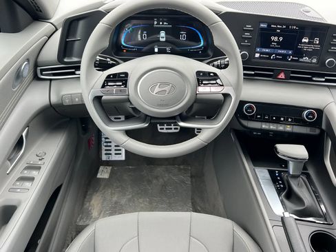 New 2026 Hyundai Elantra Sport FWD image 15