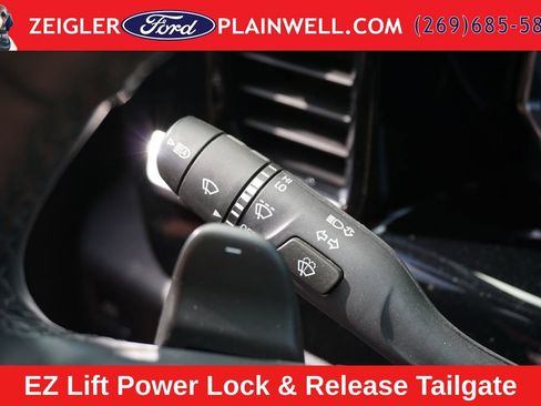 Used 2024 Chevrolet Silverado 1500 RST AWD/4WD image 25