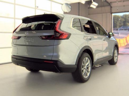 Used 2023 Honda CR-V EX image 4