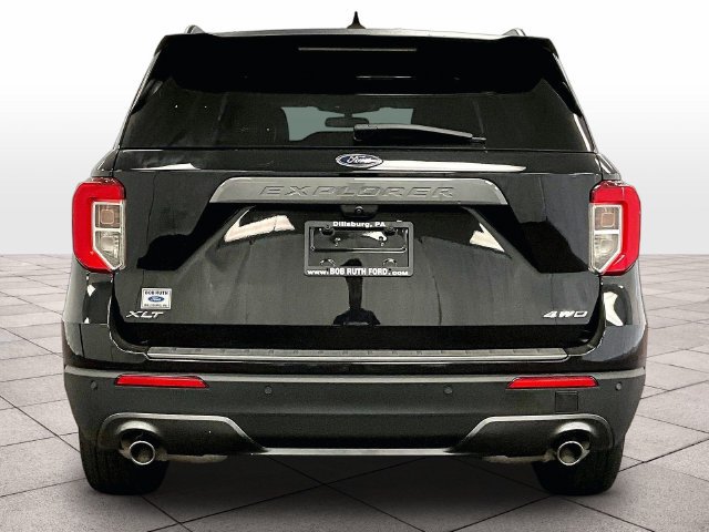Used 2023 Ford Explorer XLT w/ Equipment Group 202A AWD/4WD image 4