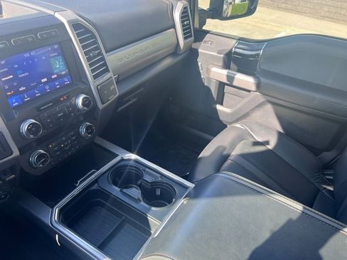 Used 2015 Ford F150 XL w/ Equipment Group 101A Mid AWD/4WD image 19