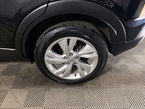 Certified 2024 Buick Encore GX Preferred w/ Comfort Package FWD image 10