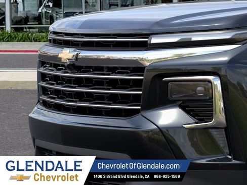 New 2026 Chevrolet Traverse LT w/ LPO, Floor Liner Package FWD image 13