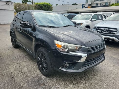 Used 2017 Mitsubishi Outlander Sport ES image 6