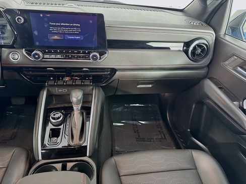 Used 2023 Chevrolet Colorado Z71 w/ Z71 Convenience Package 2 image 24