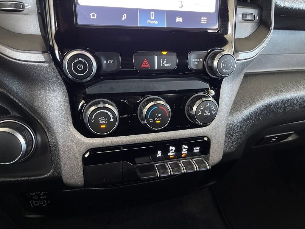 New 2026 RAM 1500 Express RWD image 18
