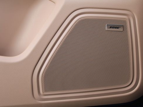 New 2026 Porsche Macan image 14