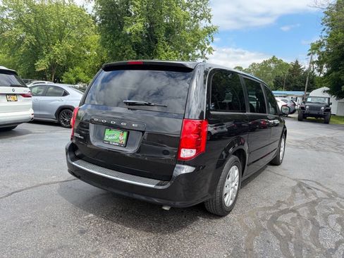 Used 2015 Dodge Grand Caravan SE w/ Quick Order Package 29E SE FWD image 9