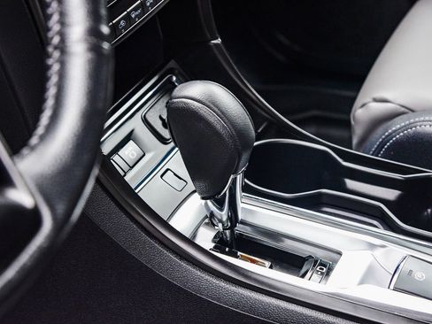 Used 2022 Subaru Ascent Onyx Edition image 23