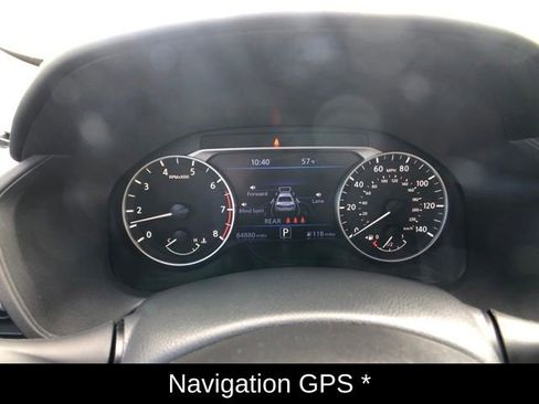 Used 2023 Nissan Altima 2.5 SV w/ SV Premium Package AWD/4WD image 15