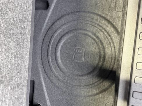 Used 2022 Chevrolet Equinox LS image 22