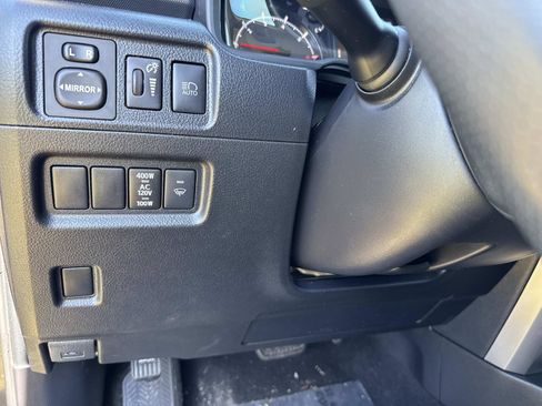 Used 2022 Toyota 4Runner SR5 Premium image 26