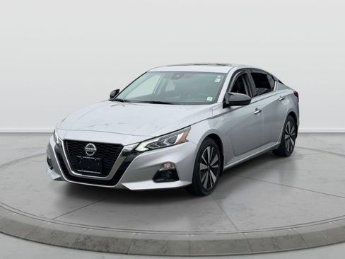 Used 2022 Nissan Altima 2.5 SL FWD image 3