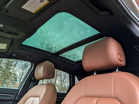 Used 2021 Audi Q3 2.0T Premium w/ Convenience Package image 17