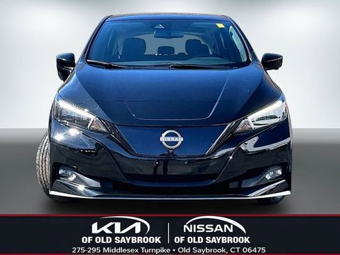 Certified 2023 Nissan Leaf SV Plus image 2