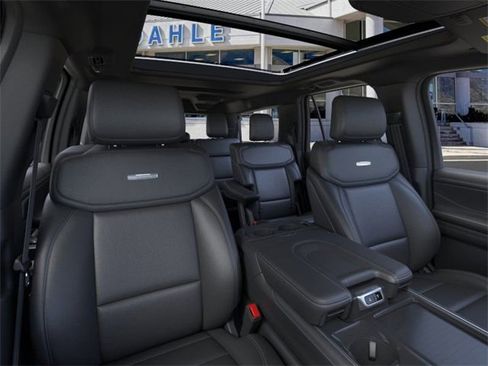 New 2025 Ford Expedition Max Platinum w/ Stealth Appearance Package image 10