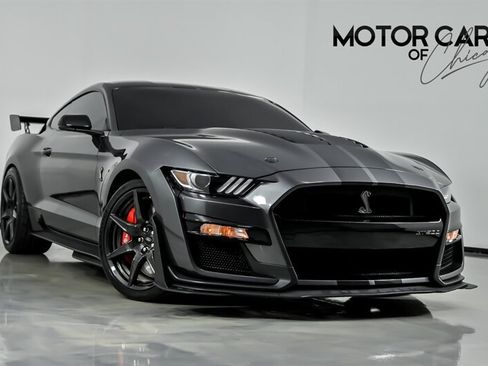Used 2020 Ford Mustang Shelby GT500 w/ Carbon Fiber Track Pack RWD image 1