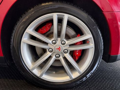 Used 2014 Tesla Model S RWD image 30