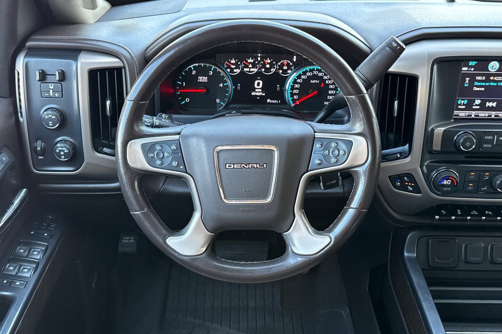 Used 2019 GMC Sierra 2500 Denali w/ Duramax Plus Package AWD/4WD image 14