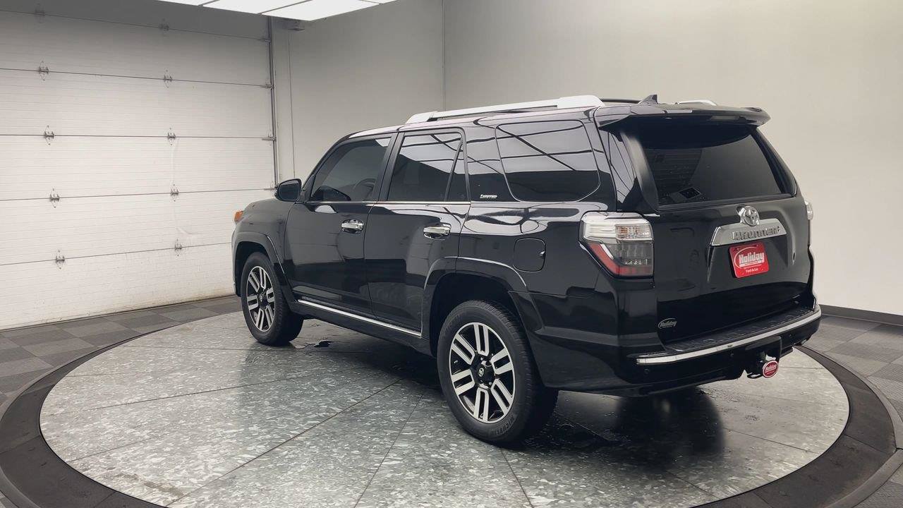 Used 2017 Toyota 4Runner Limited AWD/4WD image 39